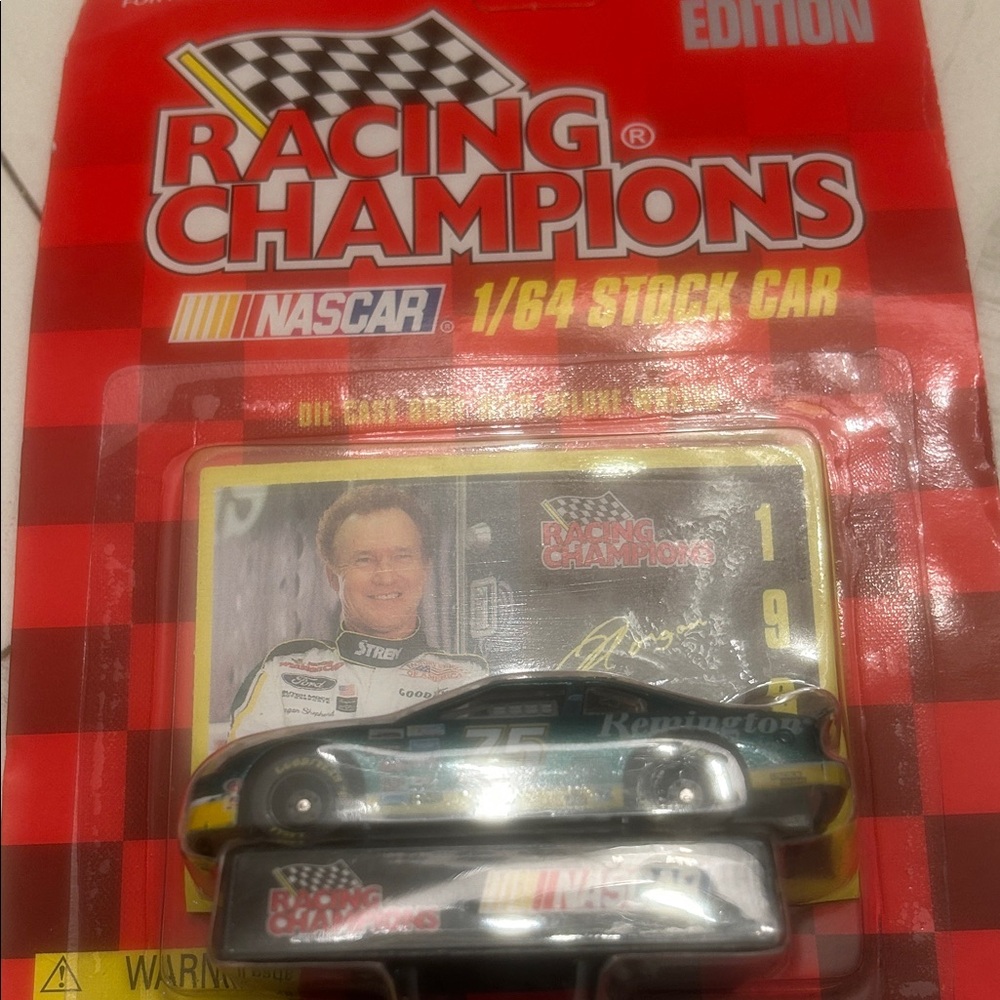 1996 Racing Champions 1:64 Stock Car Nascar Morgan Shepard #75 Remington NIP